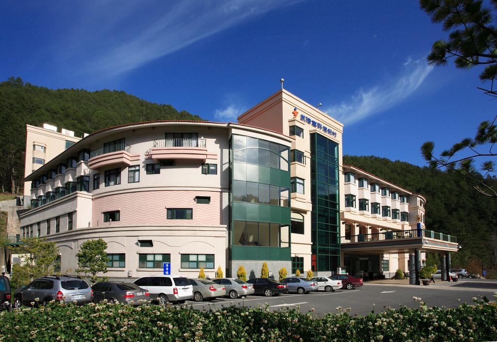 Hoya Resort, Wuling Heping  Buitenkant foto