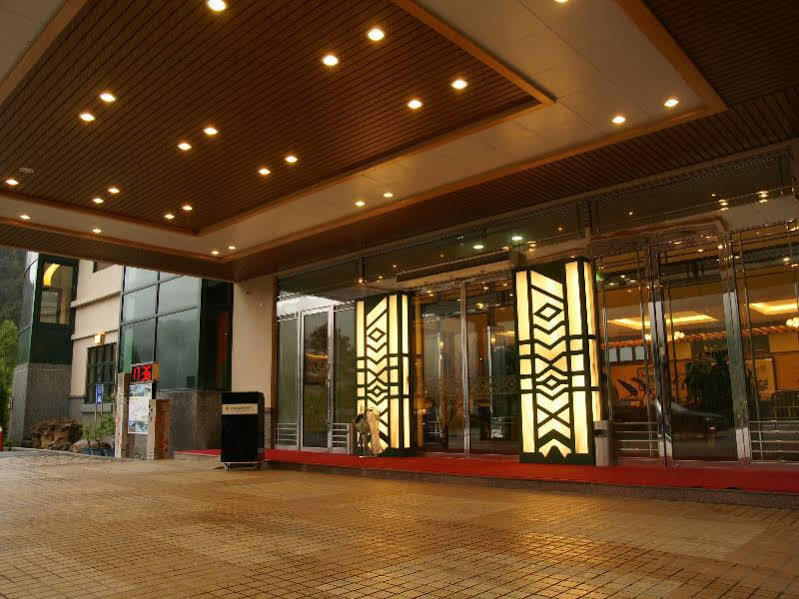 Hoya Resort, Wuling Heping  Buitenkant foto