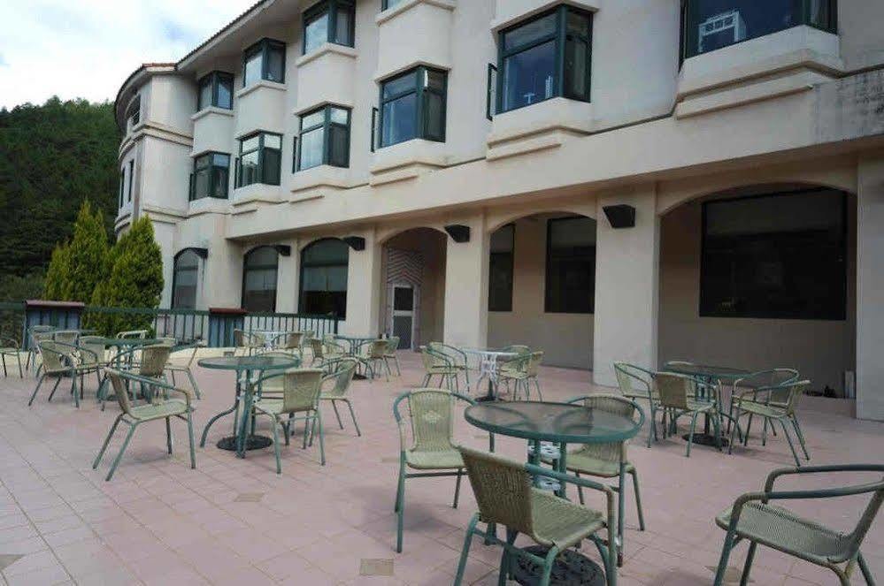 Hoya Resort, Wuling Heping  Buitenkant foto