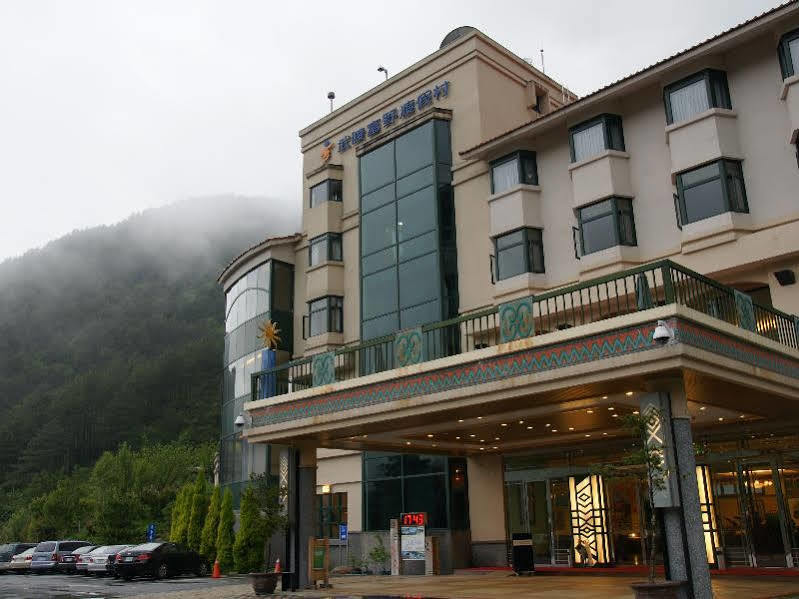 Hoya Resort, Wuling Heping  Buitenkant foto